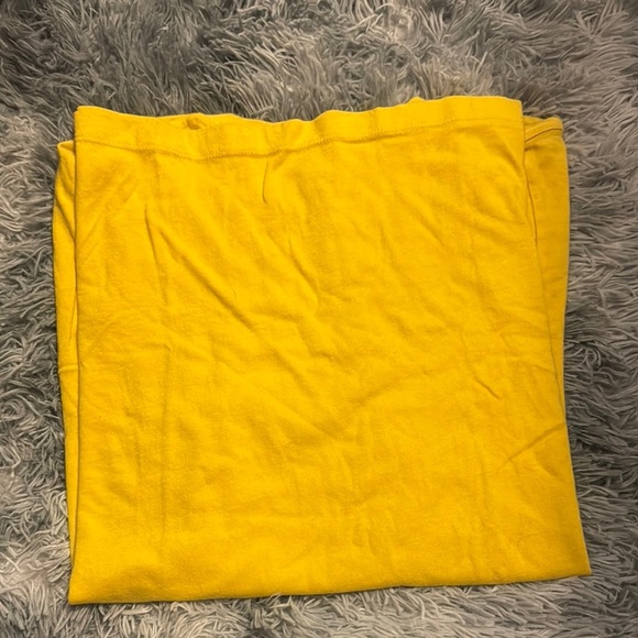 Puma Yellow and Black Short Sleeve Tee with Bold Logo - Picture 4 of 6